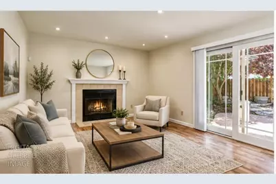 6932 Springmont Drive, Elk Grove, CA 95758 - Photo 7
