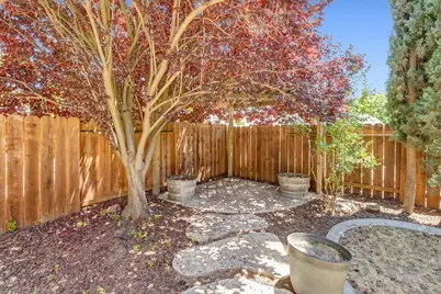 6932 Springmont Drive, Elk Grove, CA 95758 - Photo 47