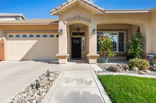 2404 Turning Leaf Dr, Modesto, CA 95355 - Photo 3