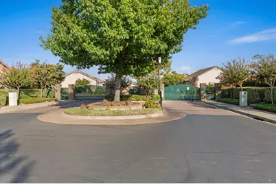 2404 Turning Leaf Drive, Modesto, CA 95355 - Photo 33