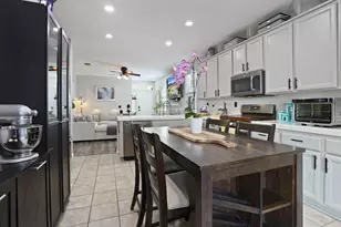 365 Dragonfly Cir, Sacramento, CA 95834 - Photo 15