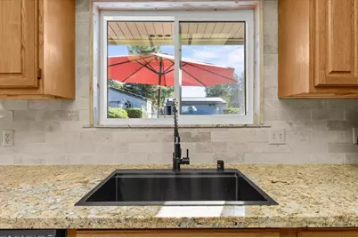 8071 Milnes Avenue, Roseville, CA 95747 - Photo 13