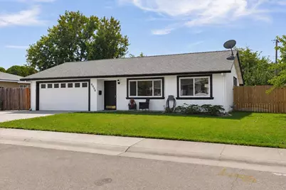 8000 Alma Mesa Way, Citrus Heights, CA 95610 - Photo 3