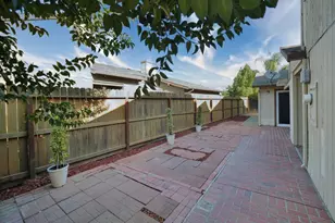 7229 Willow Wind Ct, Sacramento, CA 95828 - Photo 35