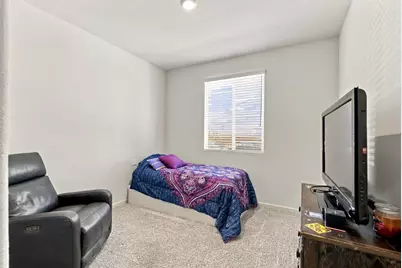 7048 Daydream Drive, Roseville, CA 95747 - Photo 17