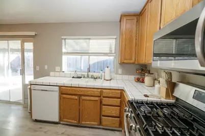 2854 Robirds Lane, Riverbank, CA 95367 - Photo 15