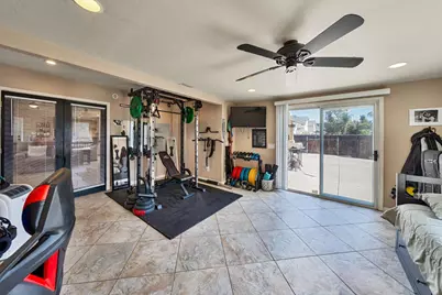 8424 Honeycomb Way, Sacramento, CA 95828 - Photo 29
