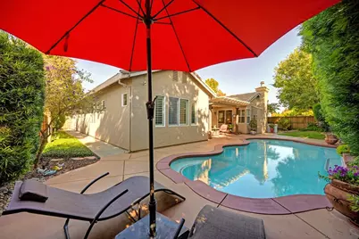 9421 Lakepoint Drive, Elk Grove, CA 95758 - Photo 43