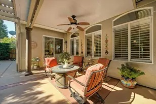 9421 Lakepoint Dr, Elk Grove, CA 95758 - Photo 45