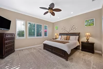 9421 Lakepoint Drive, Elk Grove, CA 95758 - Photo 27