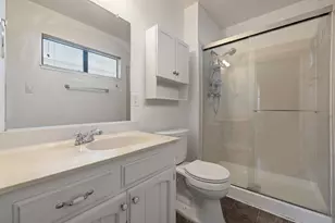 2423 W Elm St, Lodi, CA 95242 - Photo 19