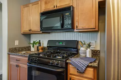 5501 Mezereon Lane, Elk Grove, CA 95757 - Photo 13