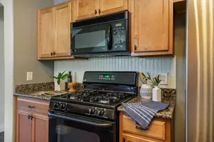 5501 Mezereon Ln, Elk Grove, CA 95757 - Photo 13