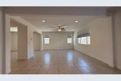 2044 Edward Street, Los Banos, CA 93635 - Photo 9