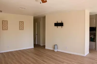 Faith Home #47, Ceres, CA 95307 - Photo 9