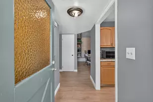 79 Malone Ct, Sacramento, CA 95820 - Photo 25