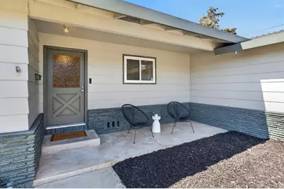 79 Malone Court, Sacramento, CA 95820 - Photo 5
