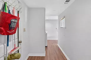 79 Malone Ct, Sacramento, CA 95820 - Photo 27