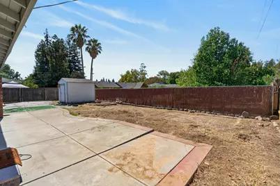 79 Malone Court, Sacramento, CA 95820 - Photo 43