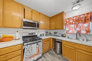 2637 W Acacia, Stockton, CA 95203 - Photo 11