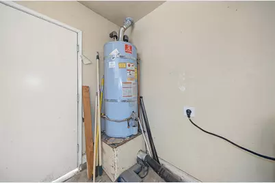 2637 W Acacia, Stockton, CA 95203 - Photo 17