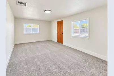 141 W Ashlan Avenue, Fresno, CA 93705 - Photo 27