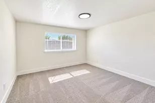 141 W Ashlan Ave, Fresno, CA 93705 - Photo 21