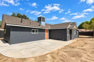 141 W Ashlan Ave, Fresno, CA 93705 - Photo 31