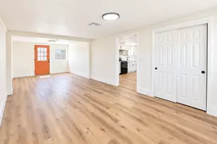 141 W Ashlan Ave, Fresno, CA 93705 - Photo 7