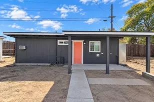 141 W Ashlan Ave, Fresno, CA 93705 - Photo 43