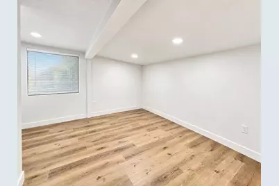 141 W Ashlan Avenue, Fresno, CA 93705 - Photo 55