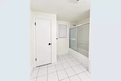 141 W Ashlan Avenue, Fresno, CA 93705 - Photo 19