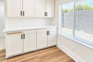 141 W Ashlan Ave, Fresno, CA 93705 - Photo 11