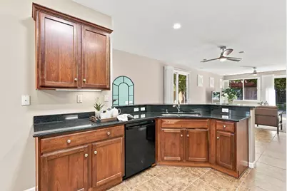 9969 Westminster Way, Elk Grove, CA 95757 - Photo 11