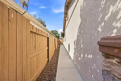 9969 Westminster Way, Elk Grove, CA 95757 - Photo 31