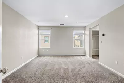 8840 Sheldon Terrace Lane, Elk Grove, CA 95758 - Photo 13