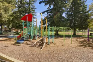 2180 Cambridge St, Sacramento, CA 95815 - Photo 53