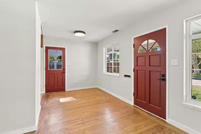 2180 Cambridge Street, Sacramento, CA 95815 - Photo 17
