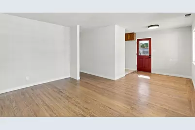 2180 Cambridge Street, Sacramento, CA 95815 - Photo 15
