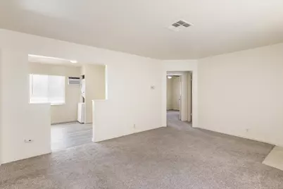 324 W Pearl Avenue, Stockton, CA 95207 - Photo 13