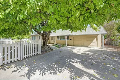 1916 Walnut Avenue, Carmichael, CA 95608 - Photo 3