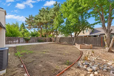 8713 Morning Glory Way, Elk Grove, CA 95624 - Photo 27