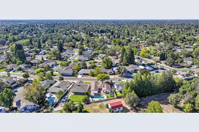 8666 Gaines Avenue, Orangevale, CA 95662 - Photo 73