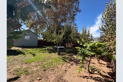 1319 Cannon Street, Sacramento, CA 95815 - Photo 37