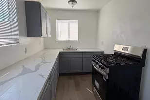 1319 Cannon St, Sacramento, CA 95815 - Photo 31