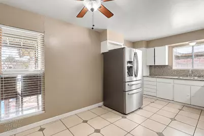 1984 Niantic Way, Sacramento, CA 95822 - Photo 13