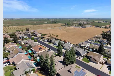 2424 Thaddeous Drive, Escalon, CA 95320 - Photo 45