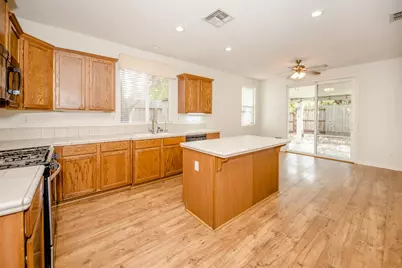 1844 Farnham Avenue, Woodland, CA 95776 - Photo 17