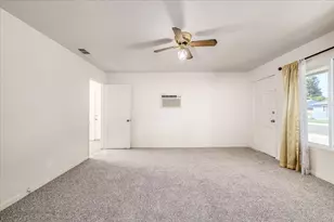 5601 Bonniemae Way, Sacramento, CA 95824 - Photo 7