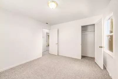 5601 Bonniemae Way, Sacramento, CA 95824 - Photo 15